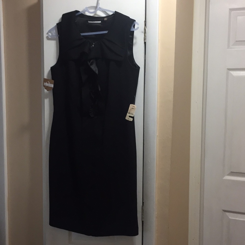T TAHARI black dress